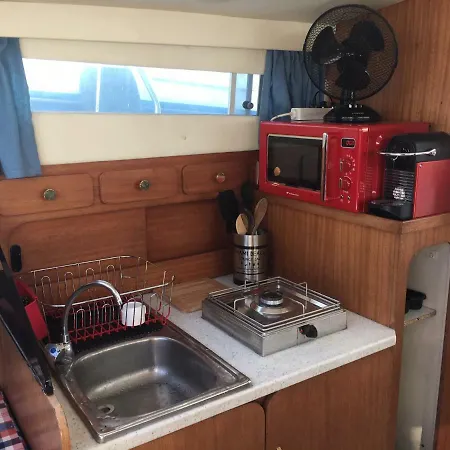 Location Bateau Port Vauban 船屋